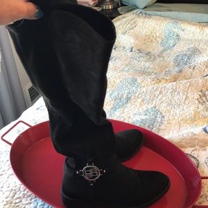 Just past knee black lightweight boots